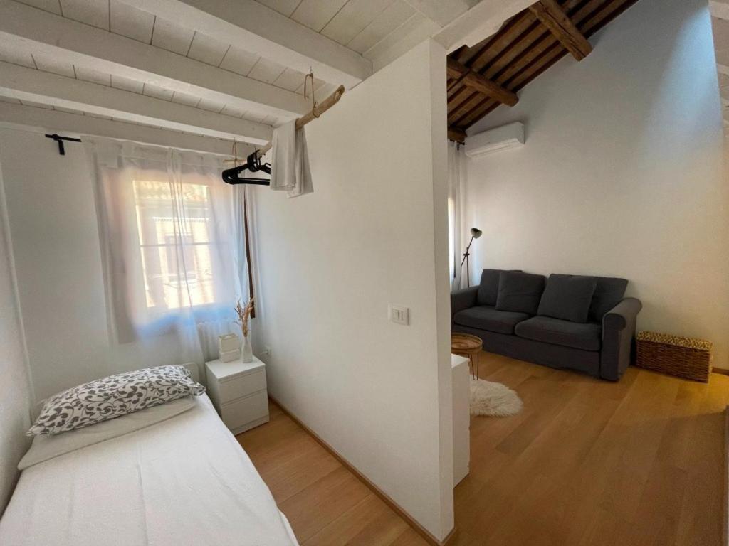 Casa Vacanze Giorgetta Palazzina Privata Di Due Piani Chioggia Exterior foto